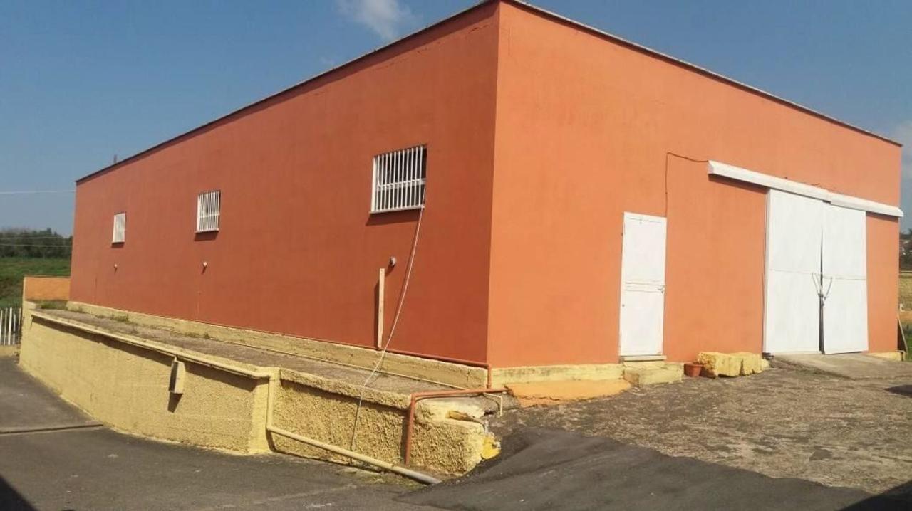 negozio in vendita ad Ariccia