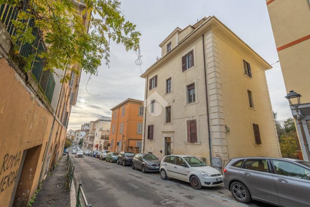 appartamento in vendita ad Ariccia