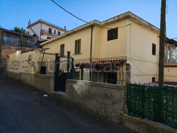 appartamento in vendita ad Ariccia