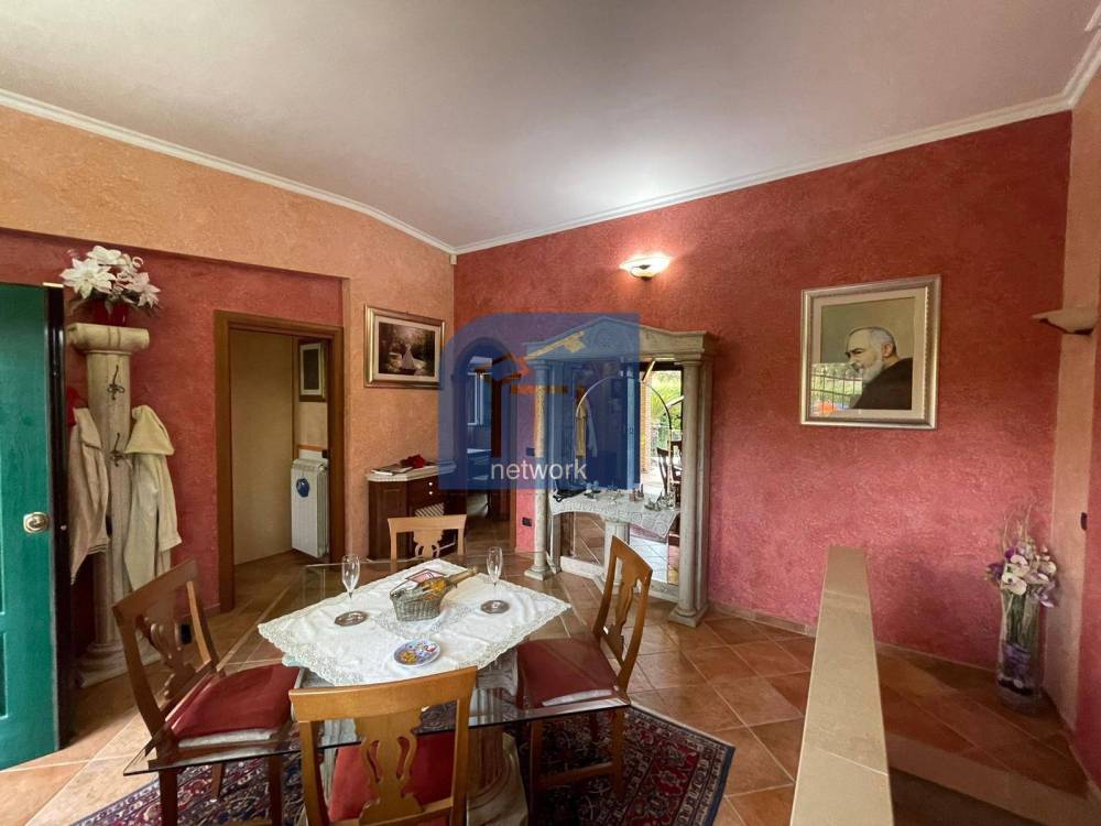 casa indipendente in vendita ad Ariccia