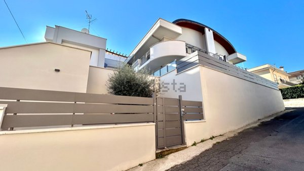 appartamento in vendita ad Ariccia