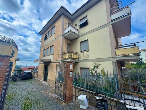 appartamento in vendita ad Ariccia