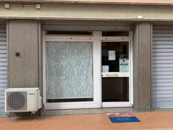 ufficio in vendita ad Ariccia