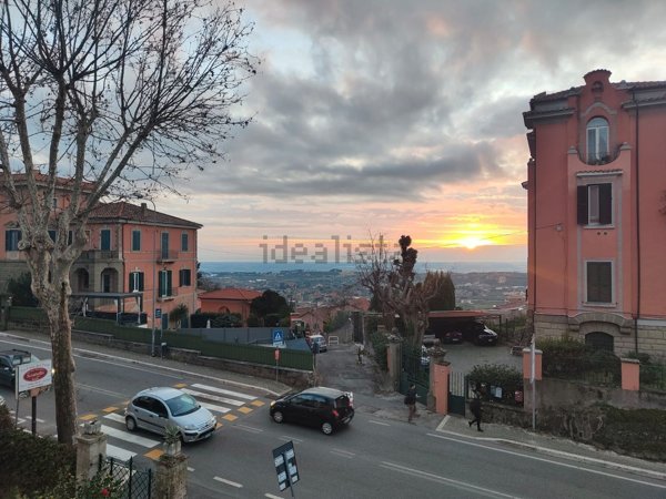 esavano in vendita ad Ariccia