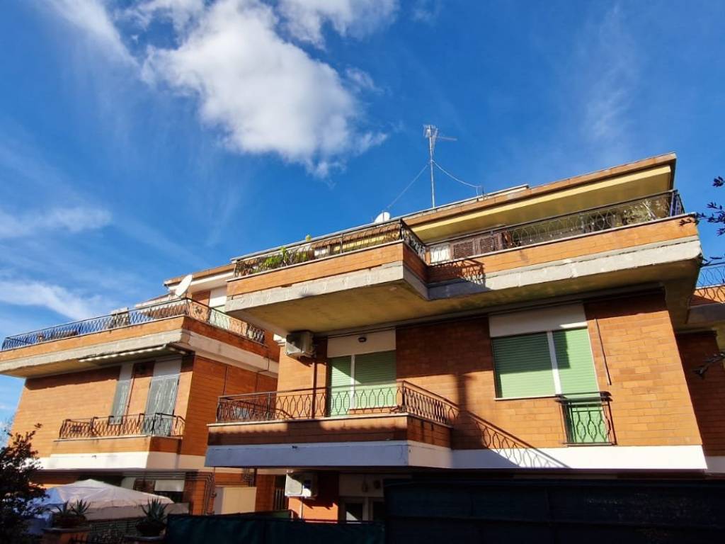 appartamento in vendita ad Ariccia