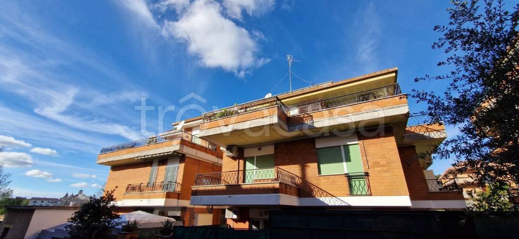 appartamento in vendita ad Ariccia