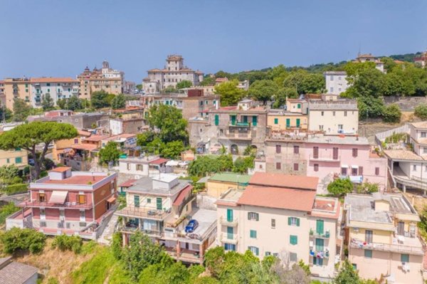 appartamento in vendita ad Ariccia