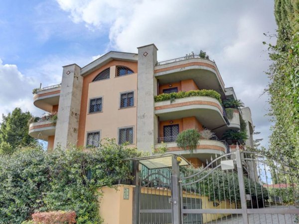 appartamento in vendita ad Ariccia