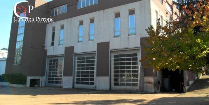 locale commerciale in vendita ad Ariccia