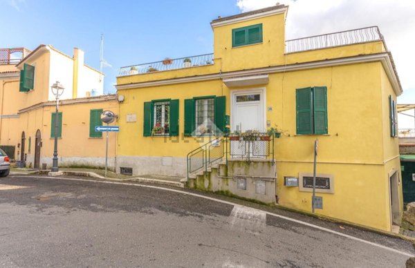 appartamento in vendita ad Ariccia