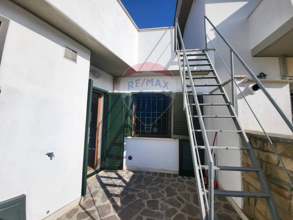 casa indipendente in vendita ad Ariccia