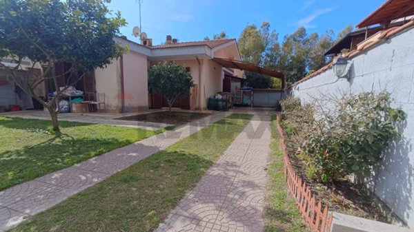 casa indipendente in vendita ad Ariccia