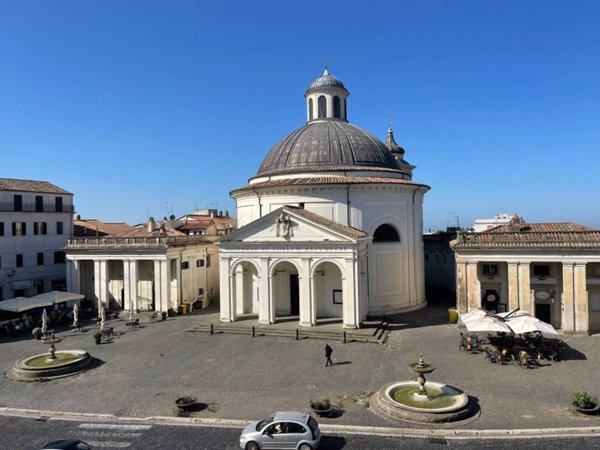 negozio in vendita ad Ariccia