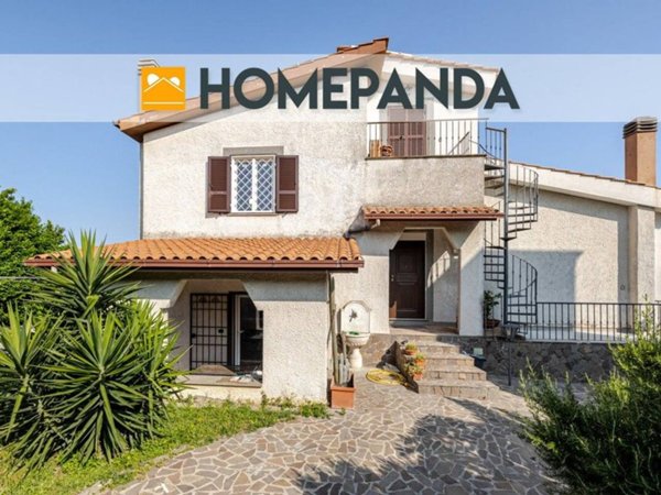 casa indipendente in vendita ad Ariccia