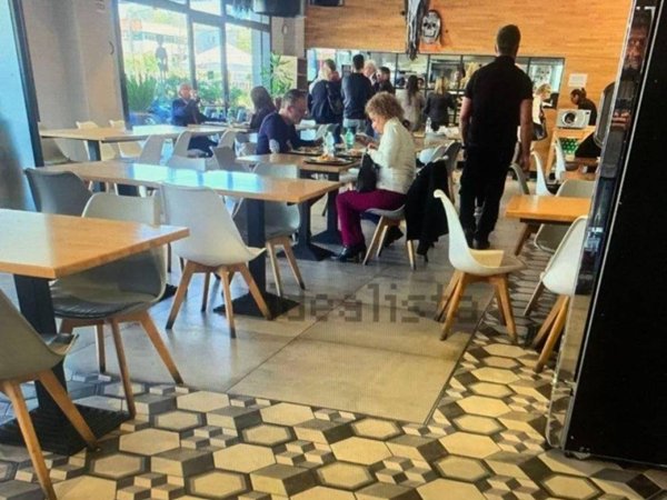 negozio in vendita ad Ariccia