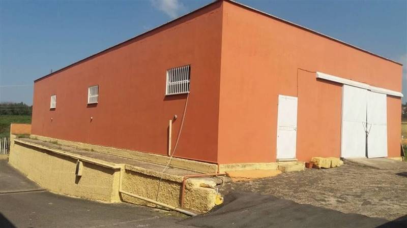 capannone in vendita ad Ariccia