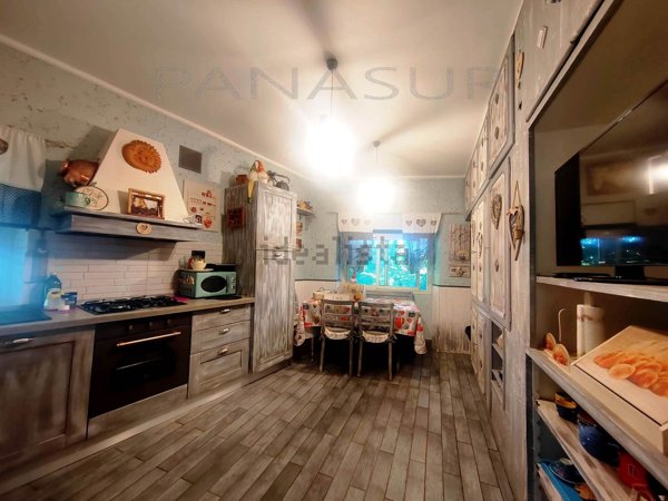 casa indipendente in vendita ad Ariccia