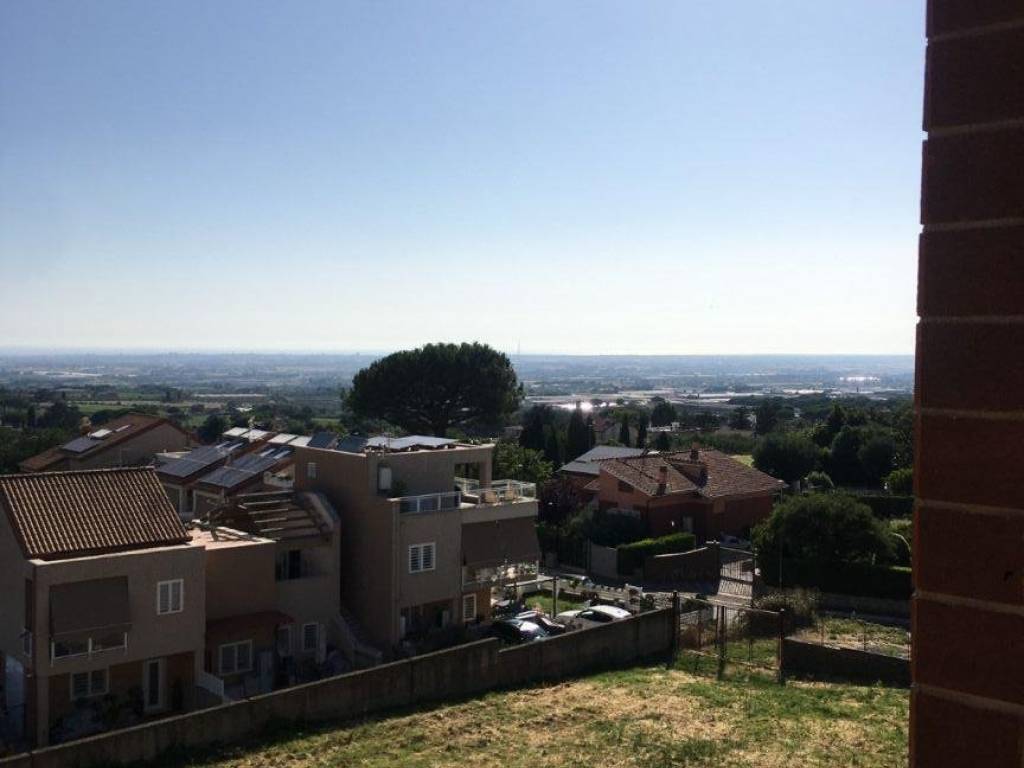 appartamento in vendita ad Ariccia