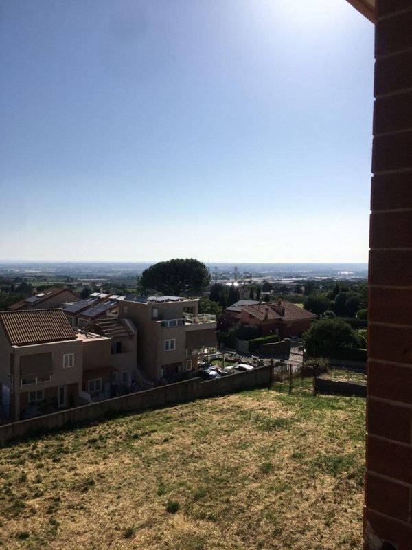 appartamento in vendita ad Ariccia