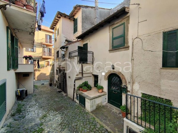 appartamento in vendita ad Ariccia