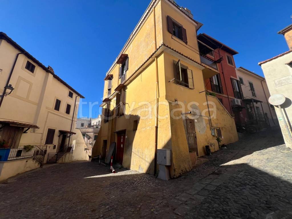 appartamento in vendita ad Ariccia