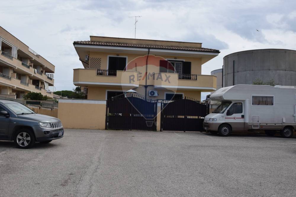 appartamento in vendita ad Ariccia