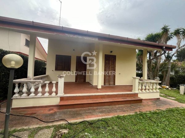 casa indipendente in vendita ad Ariccia