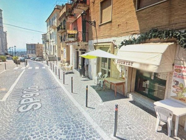 negozio in vendita ad Ariccia