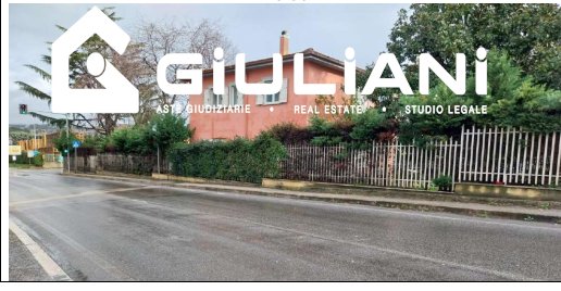 casa indipendente in vendita ad Ariccia in zona Fontana di Papa