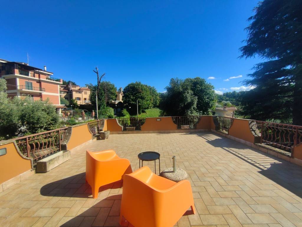 appartamento in vendita ad Ariccia