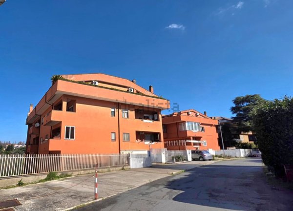 appartamento in vendita ad Ariccia