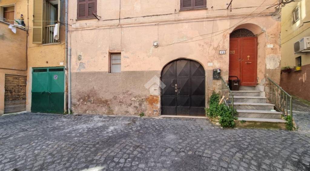 casa indipendente in vendita ad Ariccia