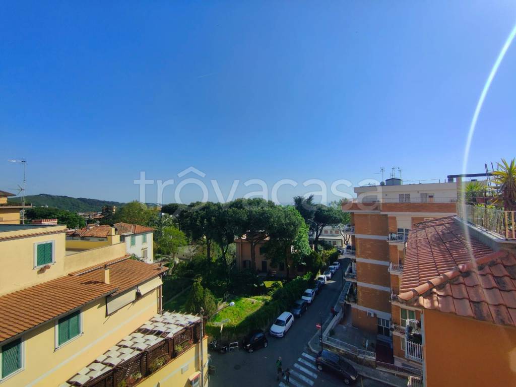 appartamento in vendita ad Ariccia