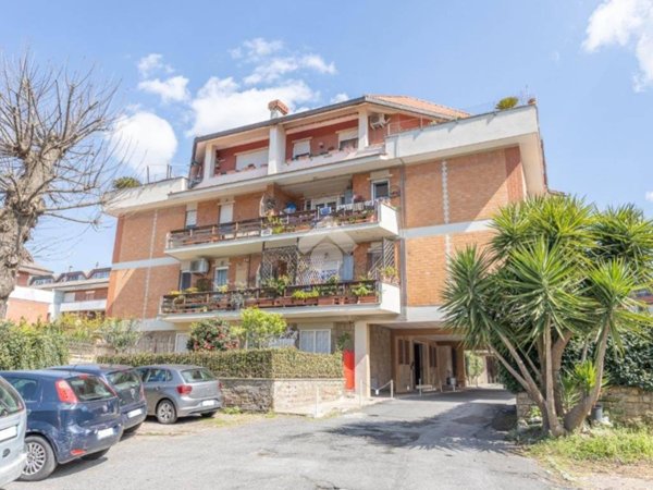 appartamento in vendita ad Ariccia