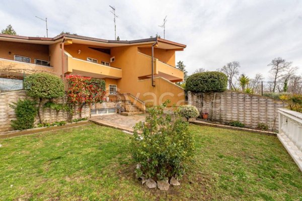 casa indipendente in vendita ad Ariccia