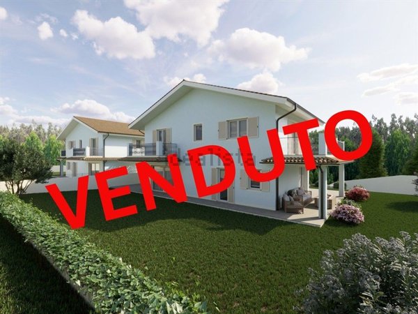 casa indipendente in vendita ad Ariccia