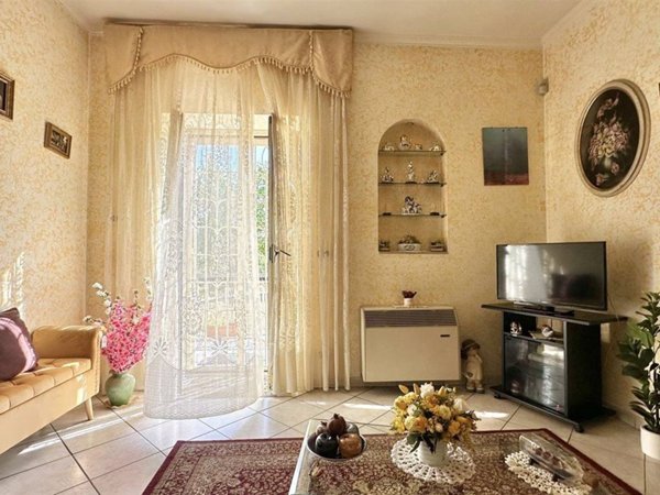 casa indipendente in vendita ad Ariccia