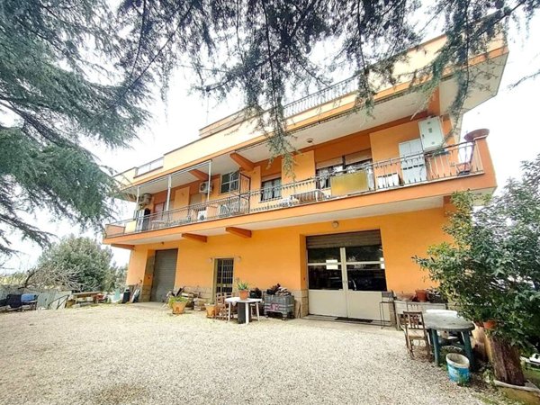 appartamento in vendita ad Ariccia
