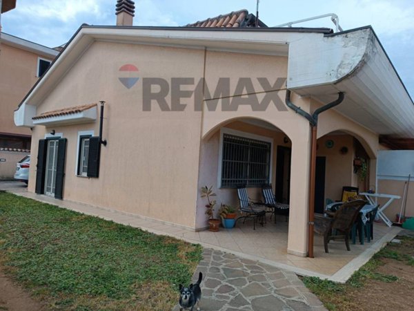 casa indipendente in vendita ad Ariccia