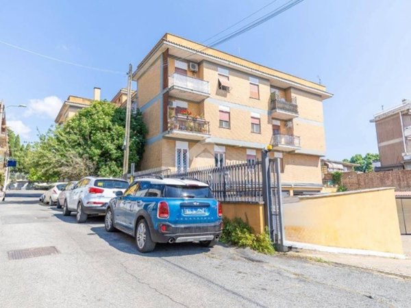 appartamento in vendita ad Ariccia