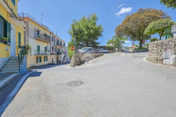 appartamento in vendita ad Ariccia