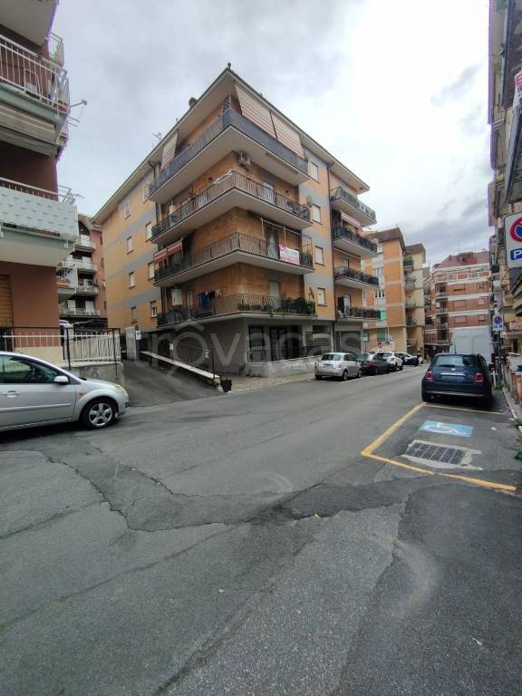 appartamento in vendita ad Ariccia in zona Fontana di Papa