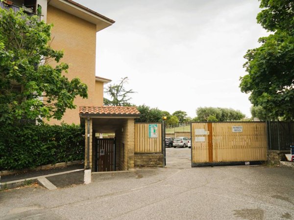 appartamento in vendita ad Ariccia in zona Fontana di Papa