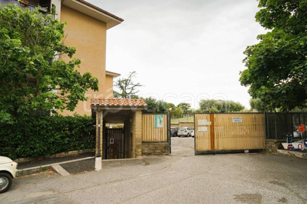 appartamento in vendita ad Ariccia in zona Fontana di Papa