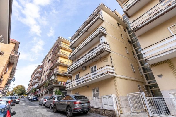 appartamento in vendita ad Ariccia in zona Fontana di Papa