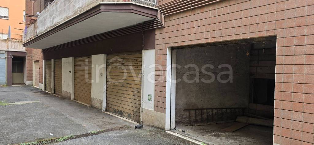 casa indipendente in vendita ad Ariccia in zona Fontana di Papa
