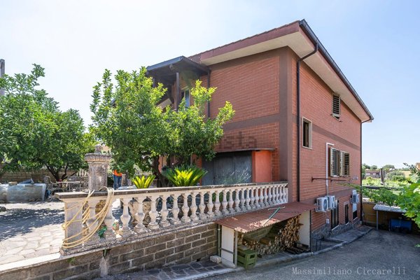 appartamento in vendita ad Ariccia in zona Fontana di Papa
