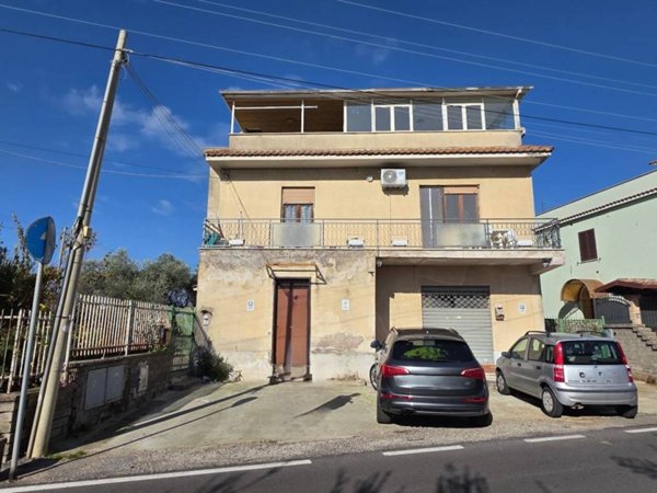 appartamento in vendita ad Ariccia in zona Fontana di Papa