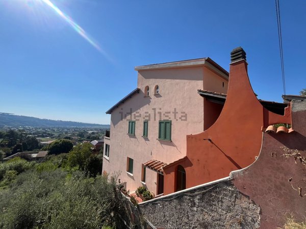 appartamento in vendita ad Ariccia in zona Fontana di Papa
