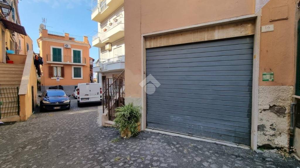 appartamento in vendita ad Ariccia